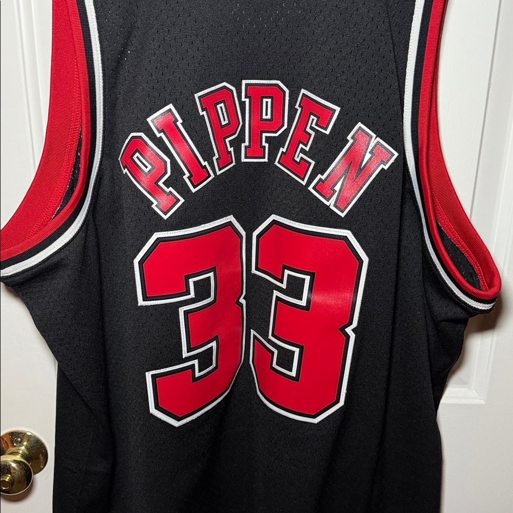 Brand New Mitchell & Ness Scottie Pippen Black Jersey - Picture 9 of 9